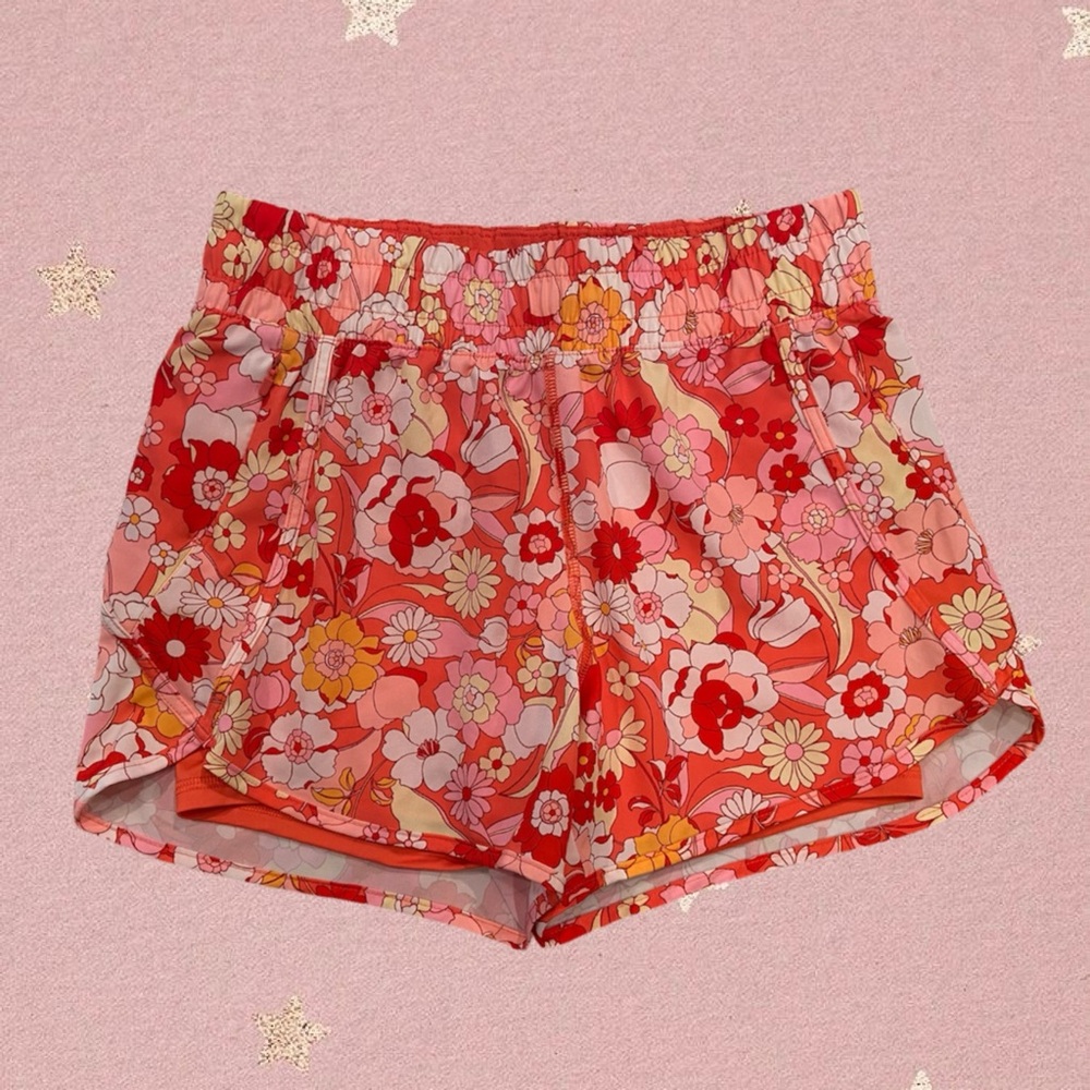 Avia Woman's Active Running Biker Flowy Compression Shorts Retro Flowers Small